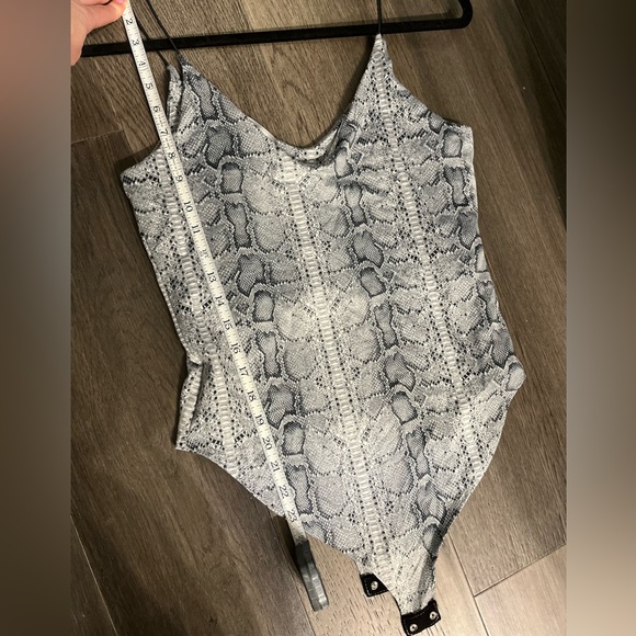 Python body suit! 🐍🐍🐍🐍 - Picture 2 of 2